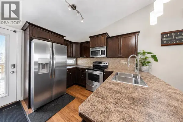 336 Kingston Drive, Red Deer, AB T4P0H2