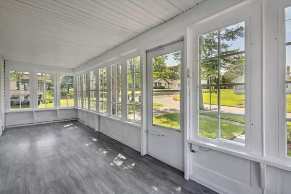 424 N 23rd Street, Springfield, MI 49037