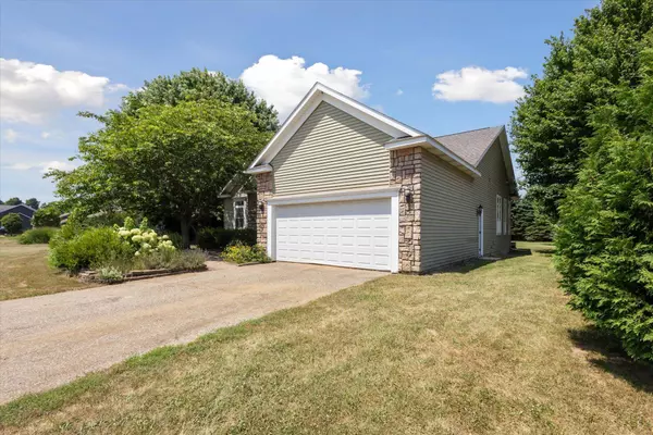 5930 Sunshine Avenue, Schoolcraft, MI 49087