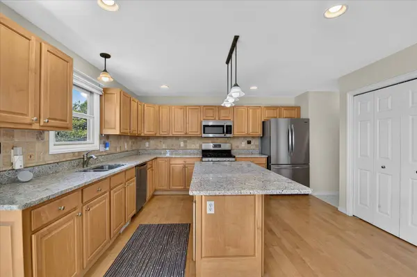 1041 Bicentennial Parkway, Ann Arbor, MI 48108