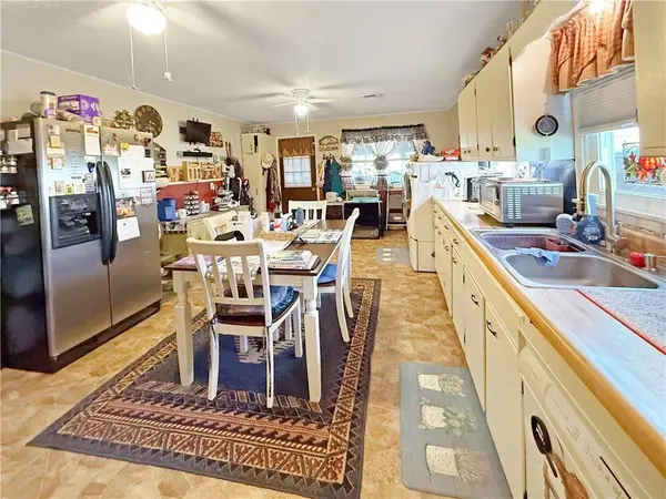 520 Park ST, Cherryvale, KS 67335