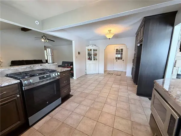 3040 Regency DR, Independence, KS 67301