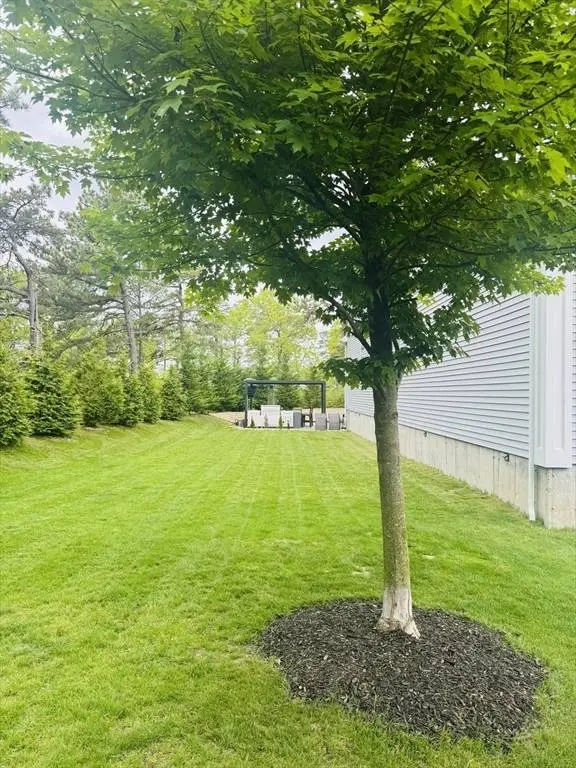 14 Briarwood, Plymouth, MA 02360