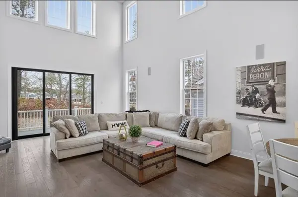 14 Briarwood, Plymouth, MA 02360