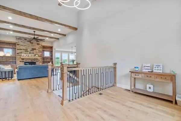 1809 Halls Creek AVE, Raymore, MO 64083