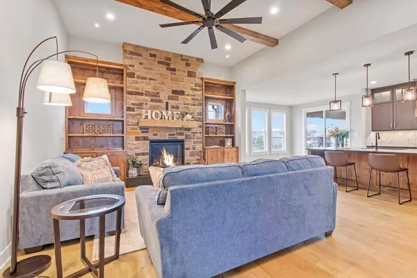 1809 Halls Creek AVE, Raymore, MO 64083