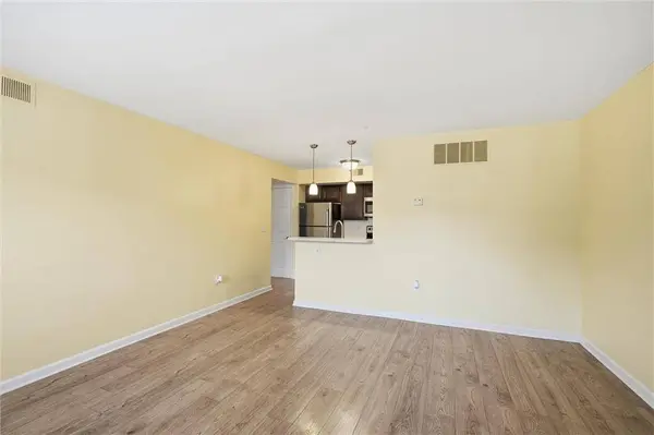 915 Washington ST #204, Kansas City, MO 64105