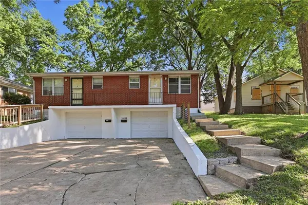 10819 E Westport RD, Independence, MO 64052