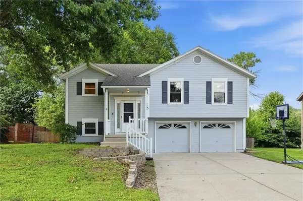 1104 Park DR