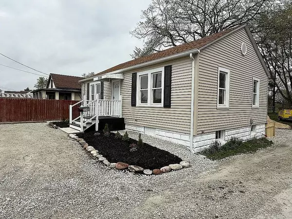 2286 St Vincents AVE, Lasalle, IL 61301