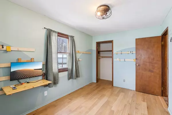 8091 Deer DR, Hennepin, IL 61327