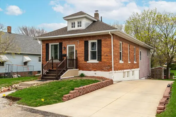 1604 Sobieski ST, Lasalle, IL 61301