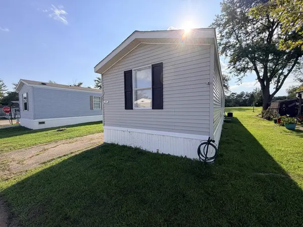 902 Bell Aire ST #25, Marseilles, IL 61341