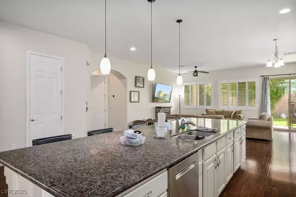 317 Goldstar ST, Henderson, NV 89012