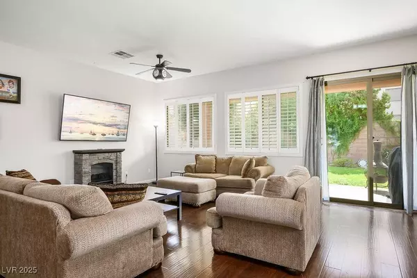 317 Goldstar ST, Henderson, NV 89012