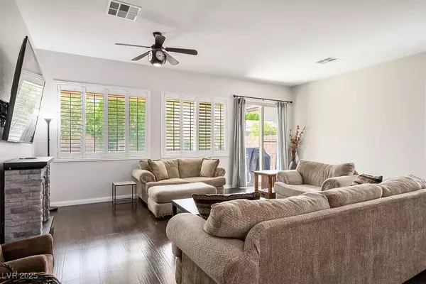 317 Goldstar ST, Henderson, NV 89012