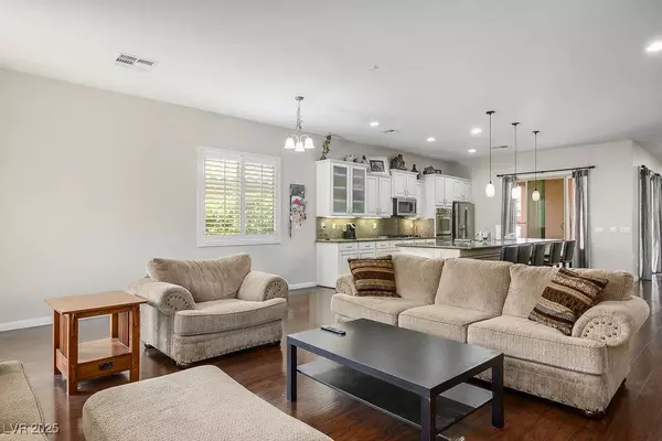 317 Goldstar ST, Henderson, NV 89012