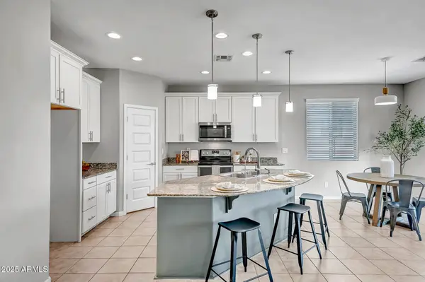 3211 N LOMA VISTA --, Mesa, AZ 85213