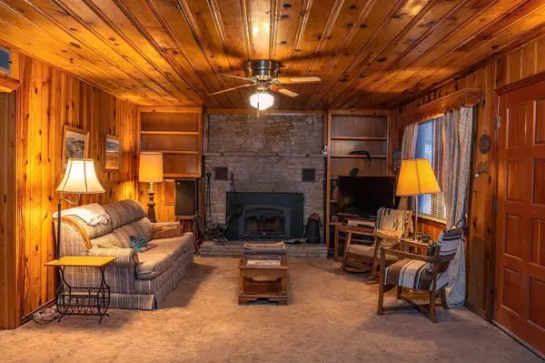 307 Lynx Ave, Cloudcroft, NM 88317