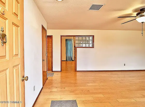 604 Hansen AVE, Las Cruces, NM 88005