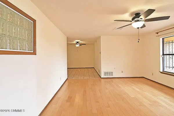 604 Hansen AVE, Las Cruces, NM 88005