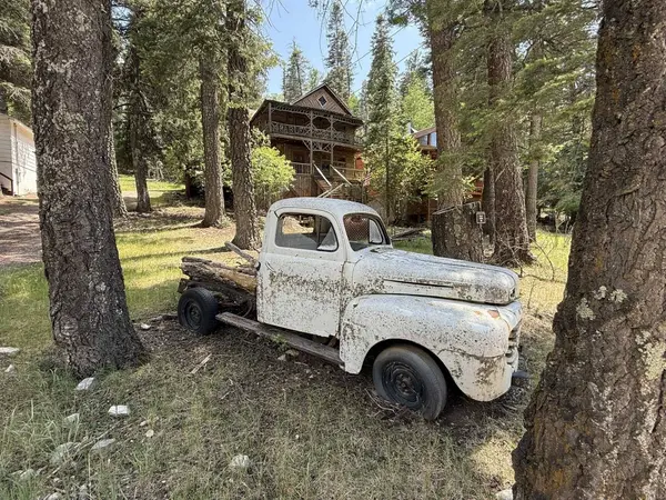 609 Grand Blvd, Cloudcroft, NM 88005