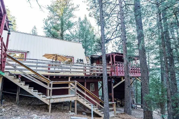 3 Wimsatt RD, Cloudcroft, NM 88317
