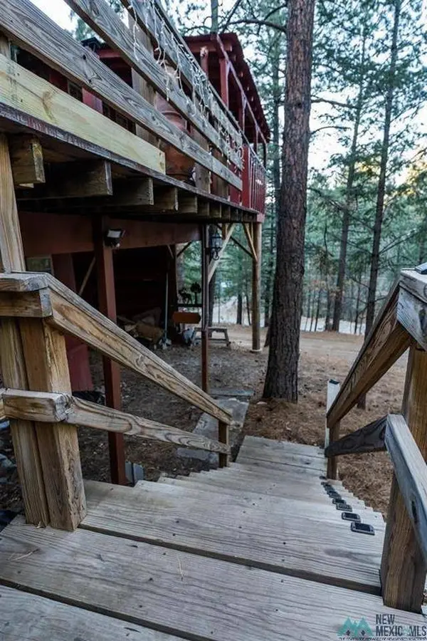 3 Wimsatt Rd, Cloudcroft, NM 88317