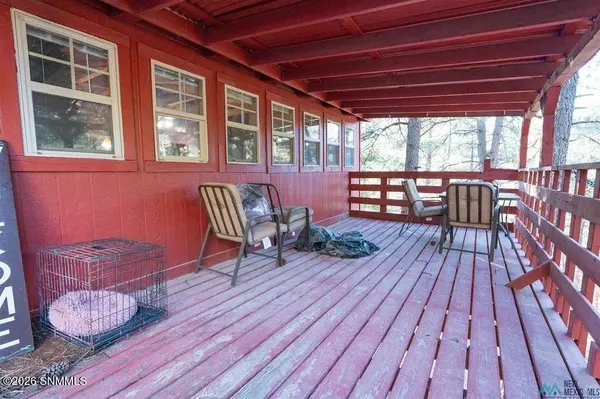 3 Wimsatt RD, Cloudcroft, NM 88317