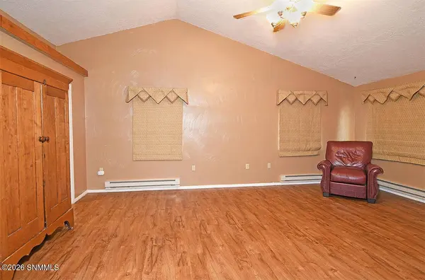 702 Sierra Vista DR, Truth Or Consequences, NM 87901