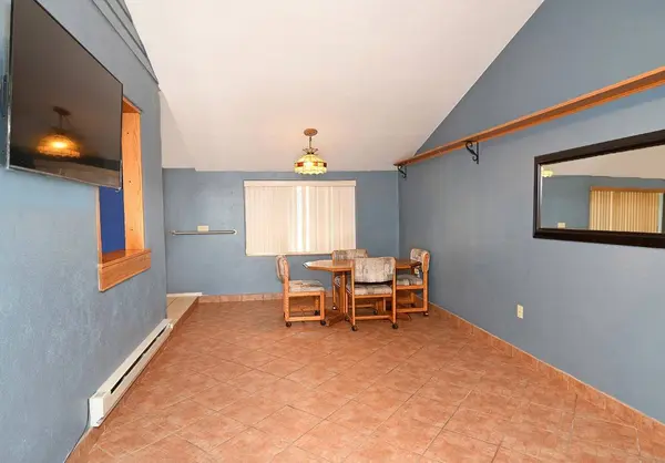 702 Sierra Vista Dr, Truth Or Consequences, NM 87901