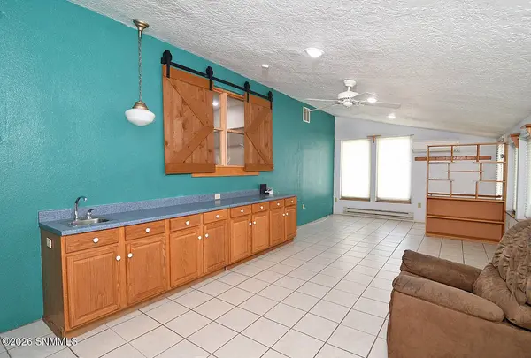 702 Sierra Vista DR, Truth Or Consequences, NM 87901