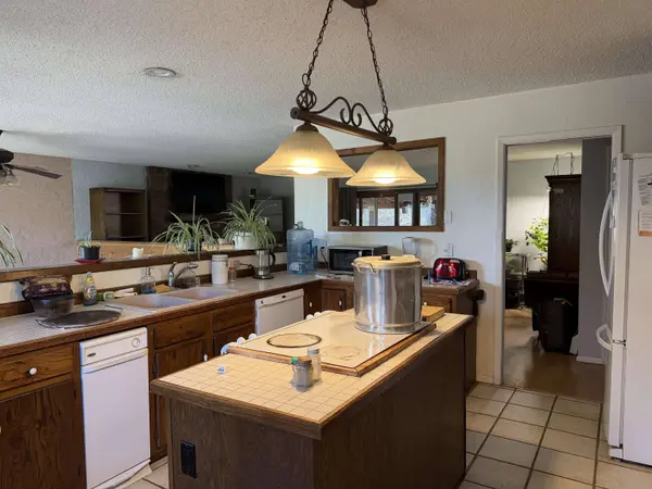 819 Carrizo Canyon Rd, Ruidoso, NM 88345