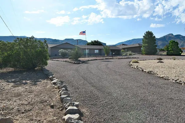 1121 S Canyon RD, Alamogordo, NM 88310