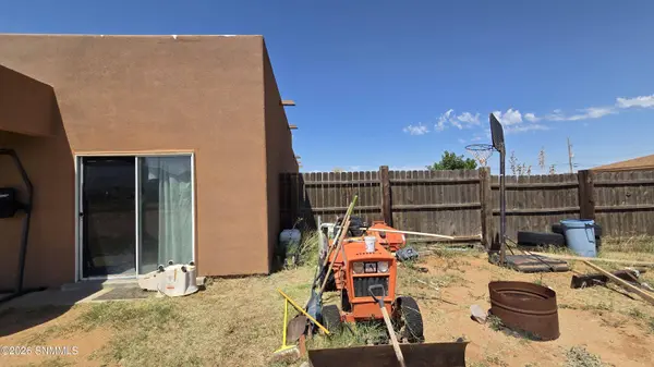 6398 Wagons East TRL, Las Cruces, NM 88012