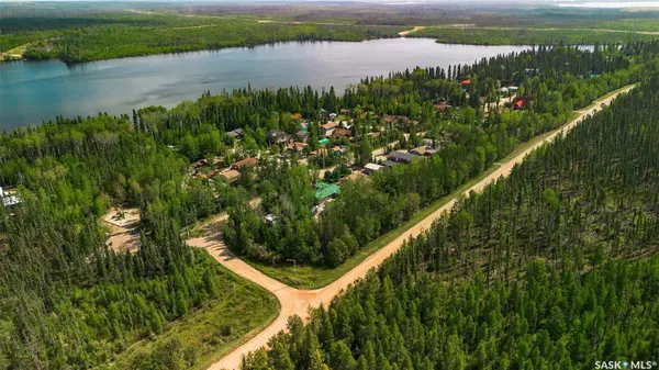 Blk 18 Beaver CRESCENT #Lot 8