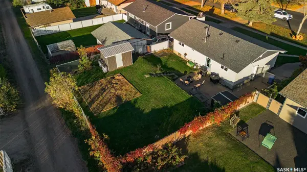 2401 15th 15th AVENUE E, Prince Albert, SK S6V 6H4