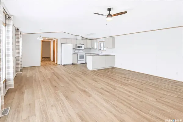 119 Railway AVENUE, Kinistino, SK S0J 1H0