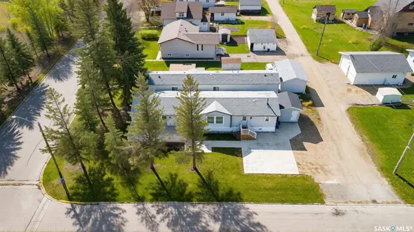 119 Railway AVENUE, Kinistino, SK S0J 1H0