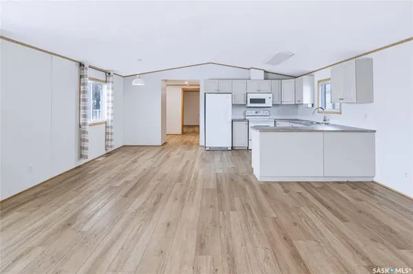 119 Railway AVENUE, Kinistino, SK S0J 1H0