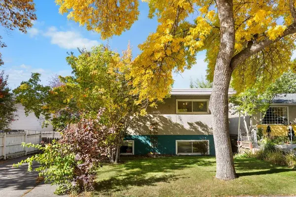 1423 16 ST NE, Calgary, AB T2E 4S7