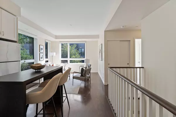 1110 Briar Hill AVE #312, Toronto W04, ON M6B 1M7