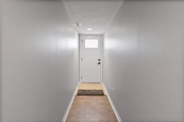 895 Maple AVE #532, Burlington, ON L7S 2H7