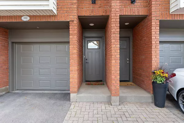 895 Maple AVE #532, Burlington, ON L7S 2H7