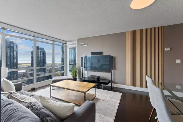 397 Front ST W #3711, Toronto C01, ON M5V 3S1