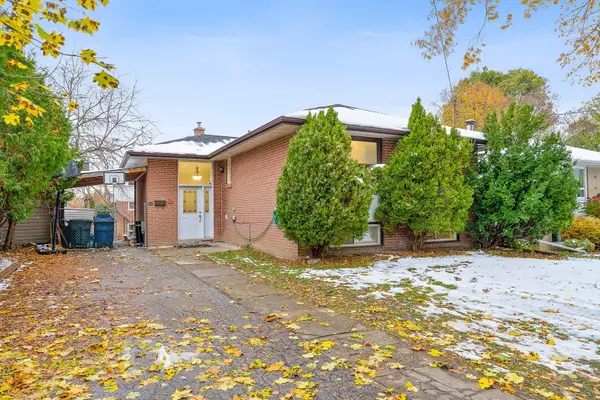 14 Caulfield RD, Toronto W10, ON M9W 1W8