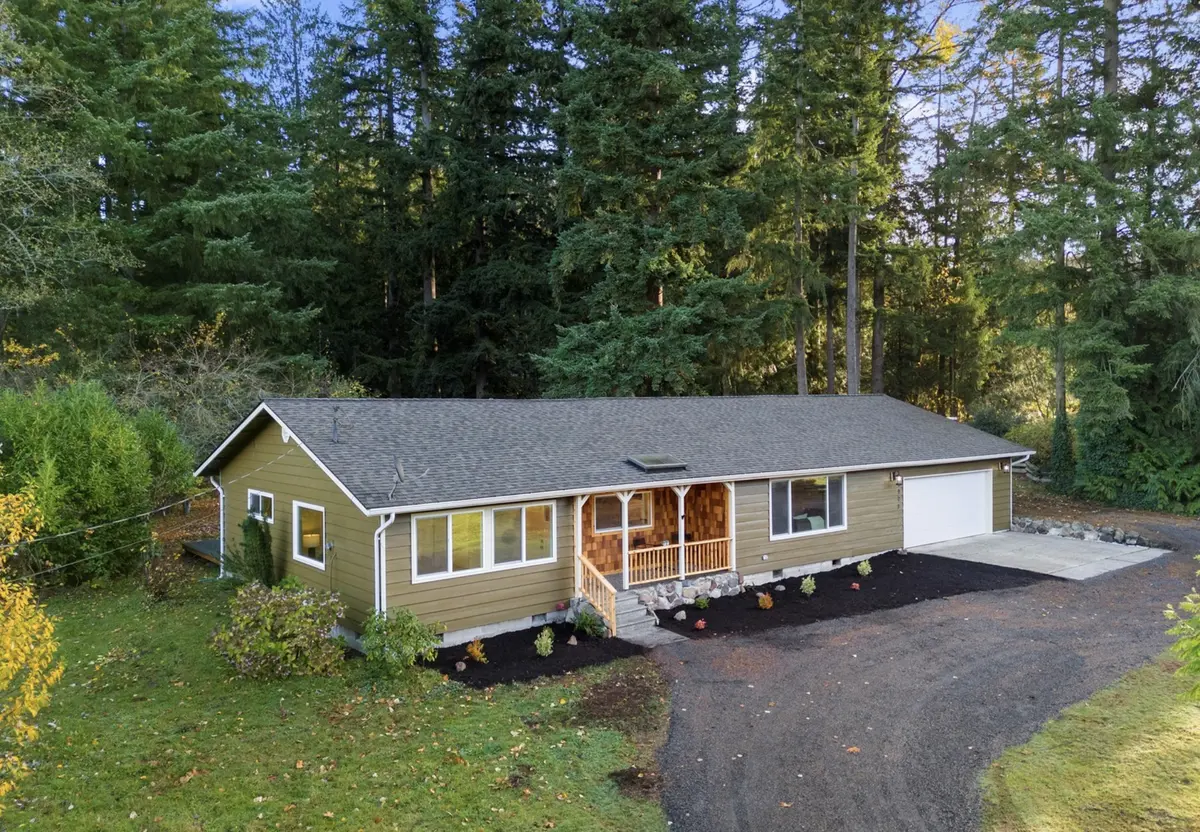 20909 Frank Waters Rd, Stanwood, WA 98292-7801