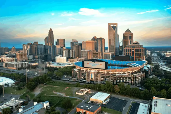 Top 10 Reasons People Are Choosing Charlotte, NC Over Other Major Cities