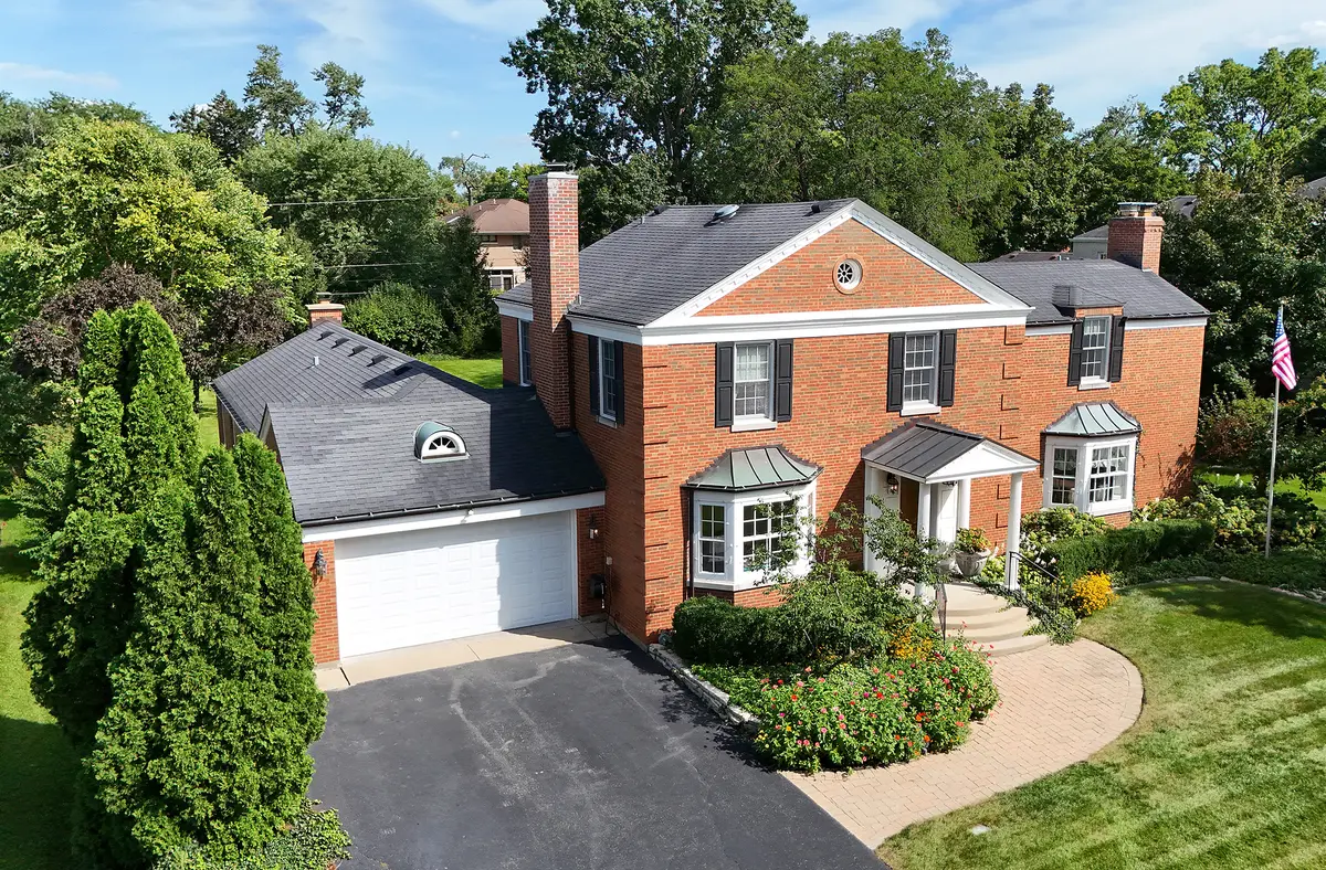 807 Park Dr, Flossmoor, IL 60422-1147