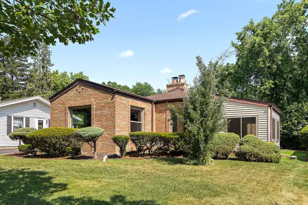 2125 Collett LN, Flossmoor, IL 60422